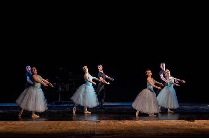 0B5C9A3B-3D17-4D56-A077-8D6C16F89FBF